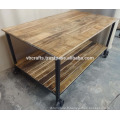 Table de bar de style industriel